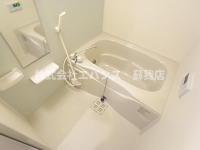 【浴室】 | エスペランサⅡ | お風呂で日々の疲れを落としましょう