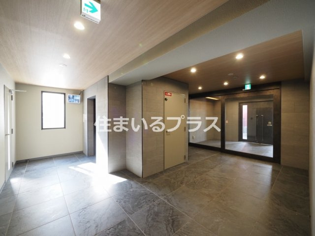 Alivis都島通のロビー