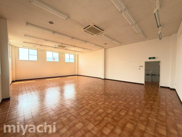 脇町テナント