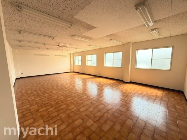 脇町テナント