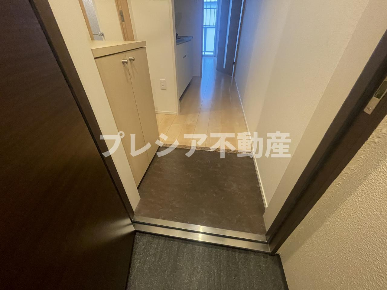 ステラハウス鳴尾の玄関