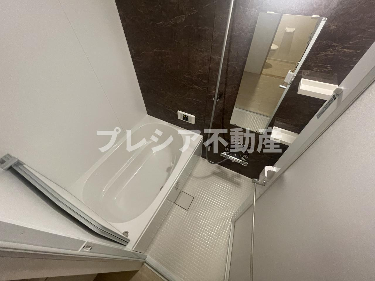 ステラハウス鳴尾の浴室