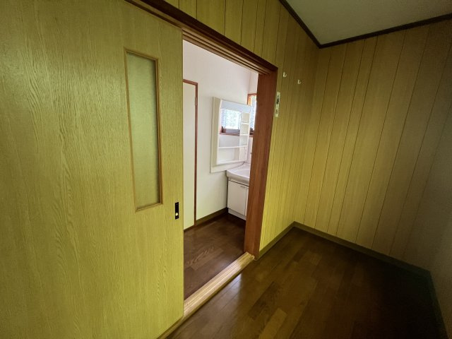 津山市　楢　平家中古住宅　２DK＋納戸の収納|納戸