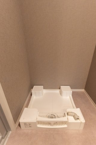 シティタワー大阪本町のランドリースペース