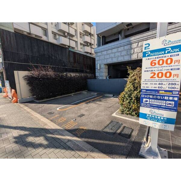 プレサンス名古屋STATIONディーヴァ　名古屋市賃貸　仲介手数料無料の駐車場