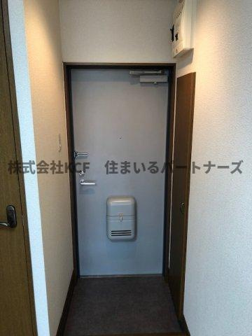 ベルセゾンの玄関|明るい玄関です