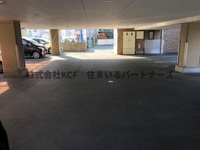 ベルセゾンの駐車場|車をお持ちの方に嬉しい駐車場付きの物件です