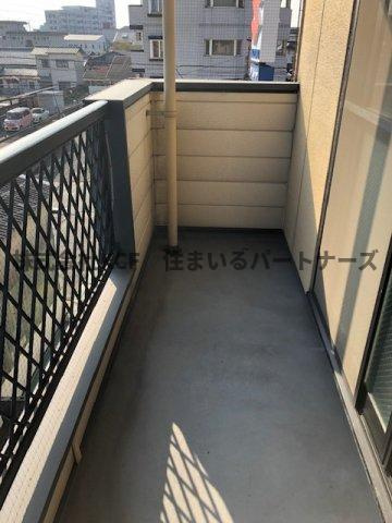 ベルセゾンのバルコニー|お洗濯にも便利なバルコニー付き