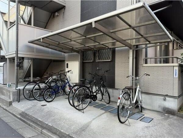 マ・メゾン曳舟の駐車場|駐輪場