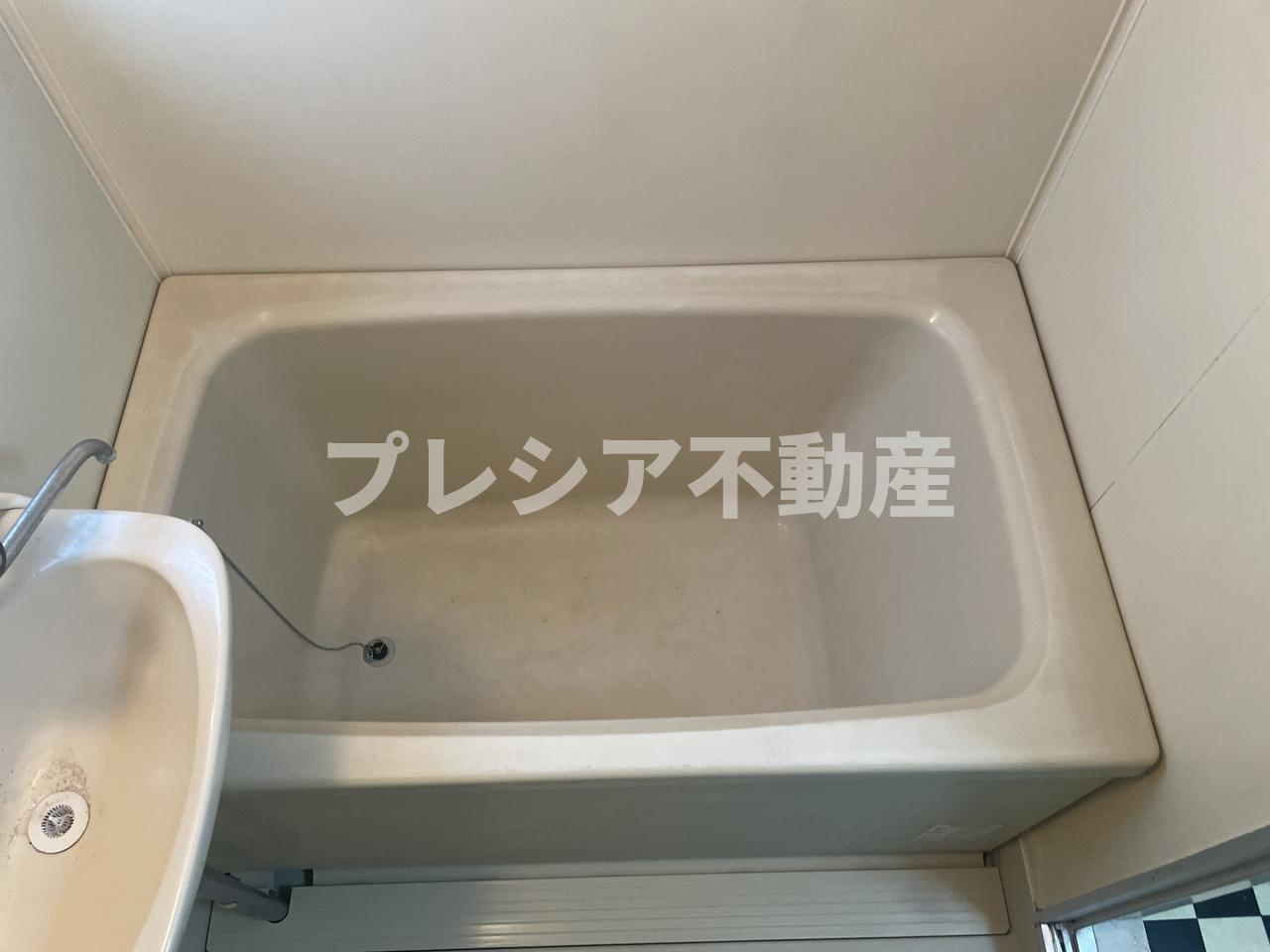 ベル甲子園口IIIの浴室