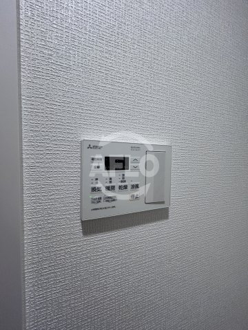 プランドール新大阪の洗面所|浴室乾燥機