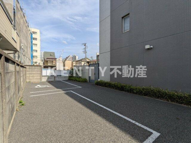 【駐車場】 | ガーデン荏原中延 | 駐車スペースもあります