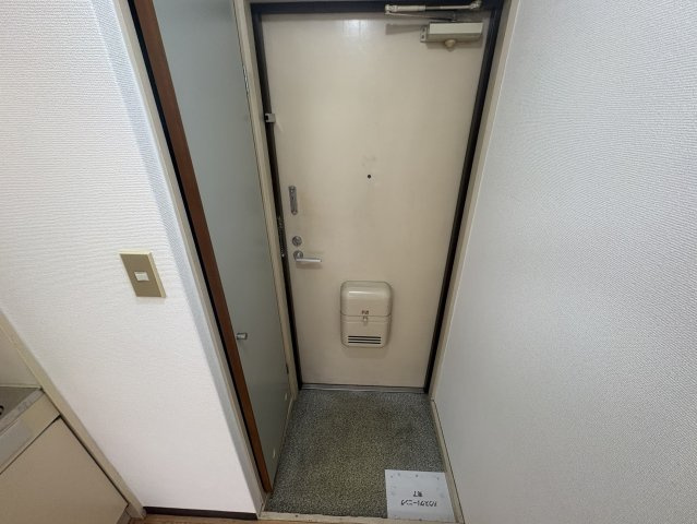 プレアール吹田泉町Ⅱの玄関
