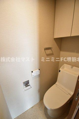 大阪市中央区今橋２丁目の賃貸マンションのトイレ