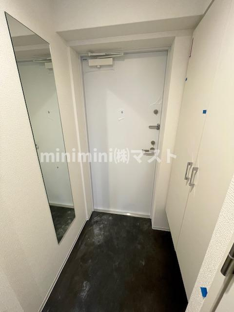 大阪市北区兎我野町の賃貸マンションの玄関