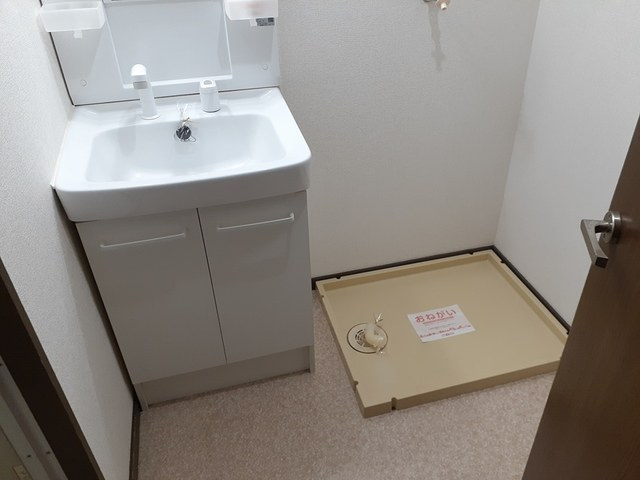 室内洗濯機置き場付きで便利！