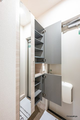 蔵谷ハイツの玄関