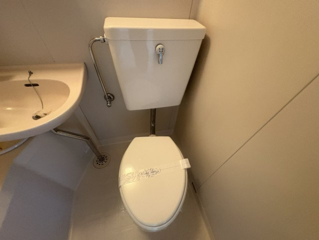 メゾン豊津のトイレ