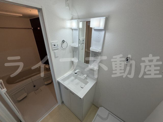 Good Life小阪本町（河内小阪賃貸）の独立洗面台|朝の身支度には欠かせない独立洗面化粧台