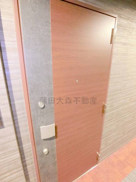 クオリタス南大井の玄関