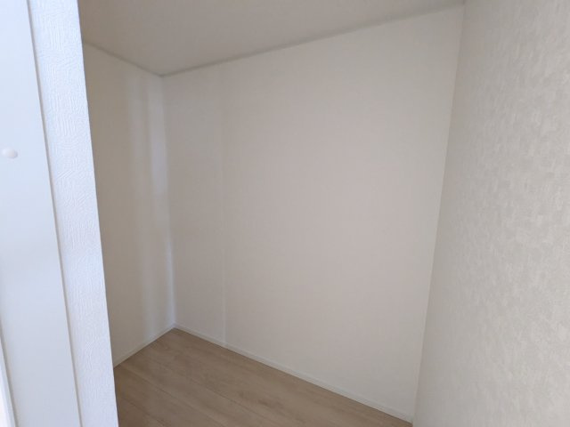ひたちなか市平磯町　第2　新築戸建て　3号棟の収納|大容量のクローゼットを完備。衣類から季節家電までスッキリ片付き、空間を有効活用できます。