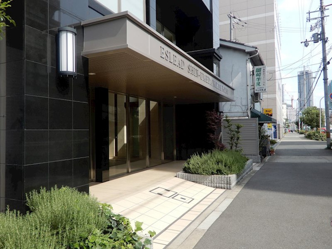 【エントランス】