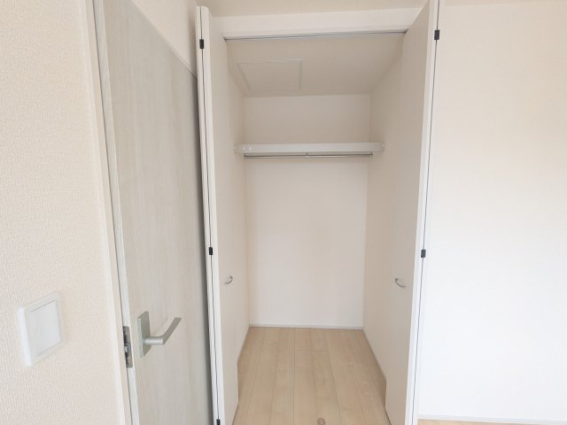 小美玉市羽鳥　13期　新築戸建て　4号棟の収納