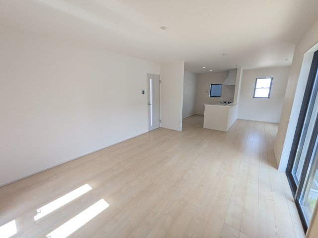 小美玉市羽鳥　13期　新築戸建て　4号棟の居間・リビング