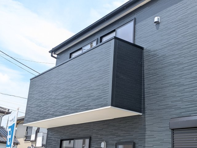 石岡市石岡　3期　新築戸建てのバルコニー