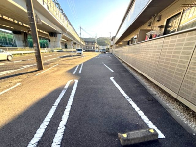 【駐車場】 | サンシャイン見白A棟