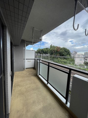 【バルコニー】 | シャンボール志木 | 別のお部屋の写真です