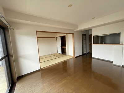 【居間・リビング】 | シャンボール志木 | 別のお部屋の写真です