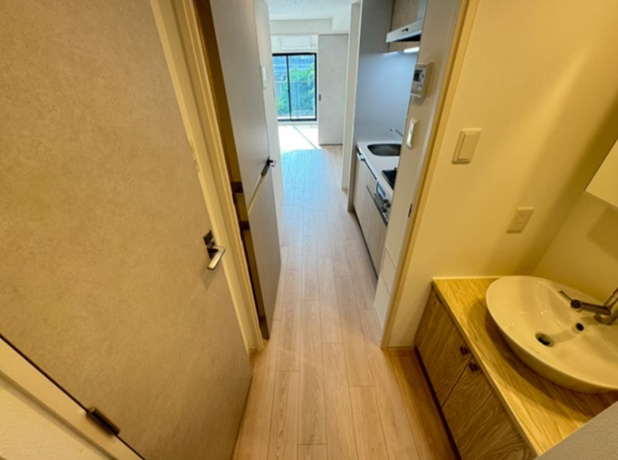 西宮市松原町の賃貸マンションの玄関