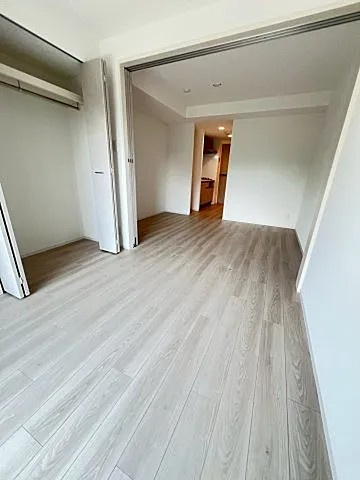 西宮市松原町の賃貸マンションの居間・リビング