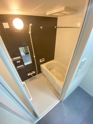 西宮市深津町の賃貸マンションの浴室
