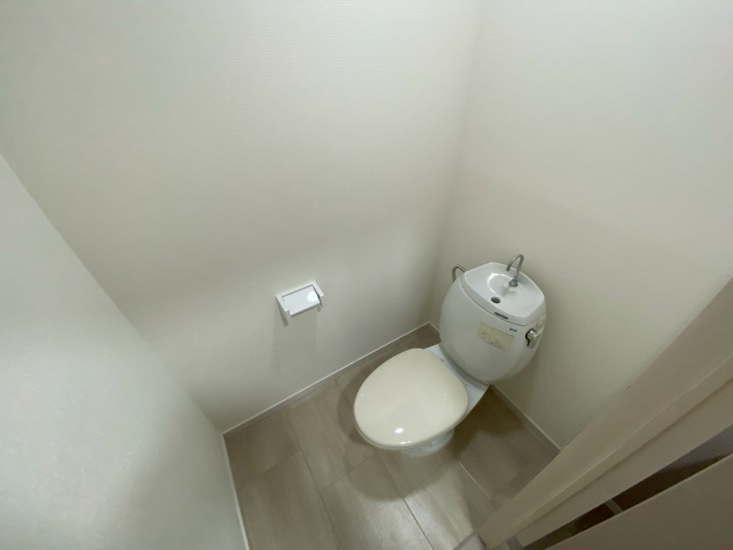 芦屋市呉川町のアパートのトイレ