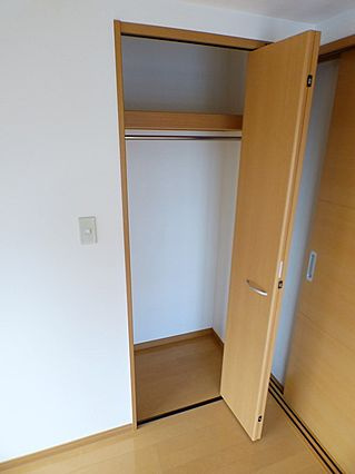 プラーシュ本山の収納