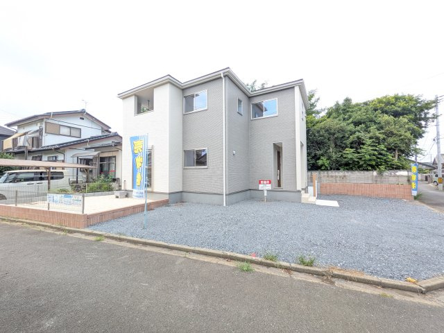 第1　石岡市旭台　新築戸建ての前面道路含む現地写真|現地案内会開催中です！ 平日のご見学も可能です。 お気軽にお問い合わせください♪ 【リアライズ不動産】 0297-86-8370まで♪