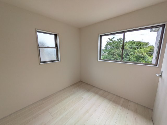 第1　石岡市旭台　新築戸建ての洋室