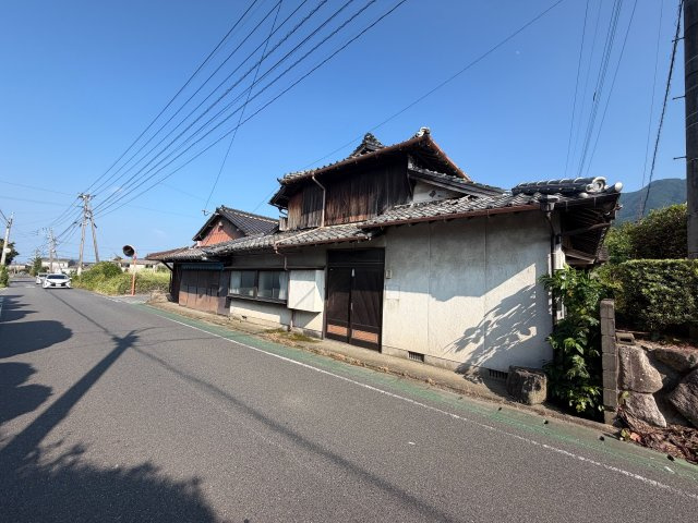久留米市草野町紅桃林 中古住宅