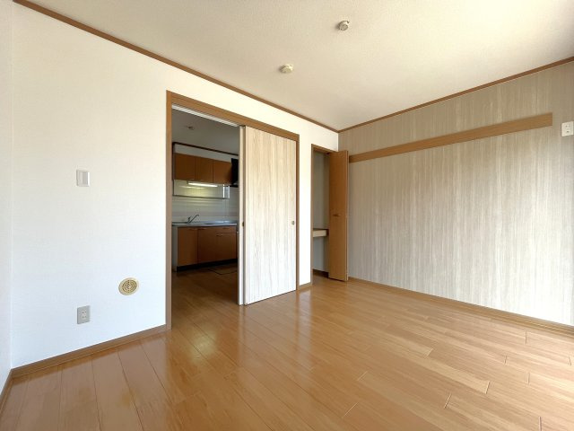 シャトレーゼ壱番館の洋室