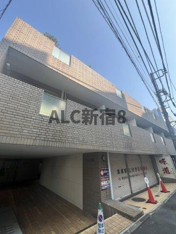シェモワ新宿の外観