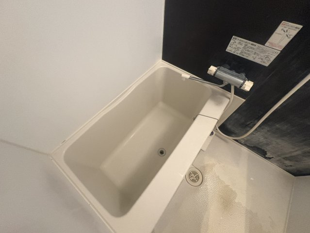 ハピネス江坂の浴室