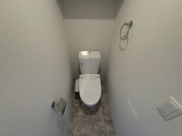 セレニテ江坂エクラのトイレ