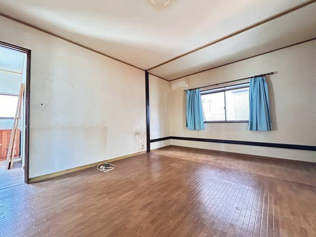 宇都宮市宝木町2丁目　5DK　中古住宅の洋室