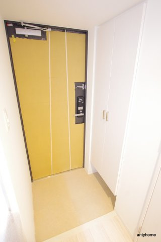 エスリード大阪上本町グリーズ　仲介手数料無料の玄関