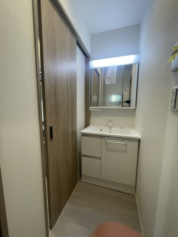 西浅草1丁目中古戸建の洗面所