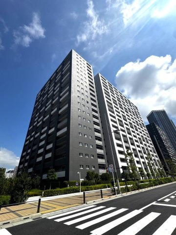 THE HARUMI RESIDENCE
