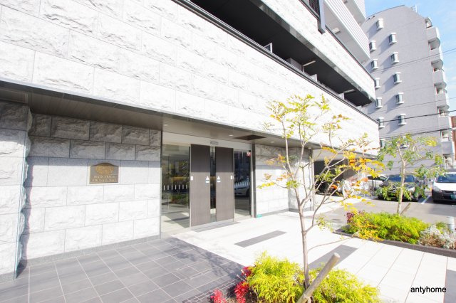 メインステージ大阪North Mark　仲介手数料無料のエントランス