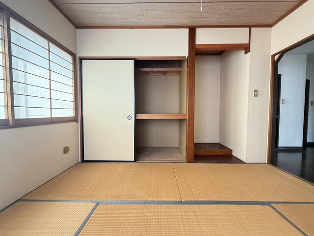 宇都宮市平松本町　4ＬＤＫ　中古住宅の和室|和室１階